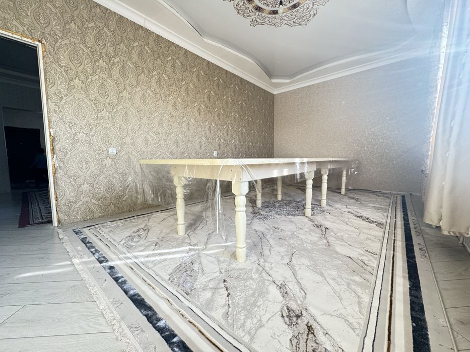 Стол орындық пен бірге