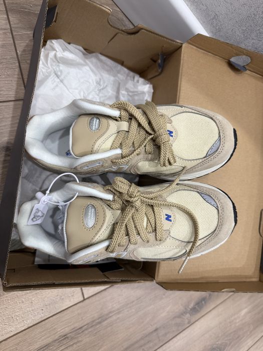 Кроссовки New balance 20002r оригинал новый