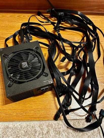 Компютърно захранване LC Power LC1000 v2.4 (Platinum Series)