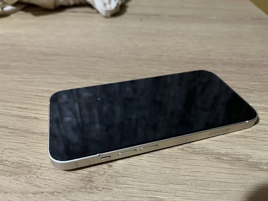 Запазен iPhone 13 128GB