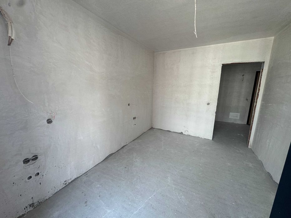 Продава се Двустаен апартамент в София, Полигона - 64 кв.м за 2688 €/кв.м - Снимка #12