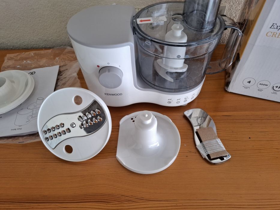 Kenwood кух.робот купа 1,4 л, блендер, емулгатор, рязане, шредер 400W