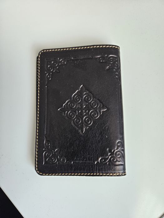 Продам визитница кожаная