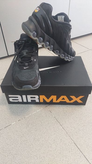 Nike Air Max Dn8 Lthr
Black/ Smoke Grey