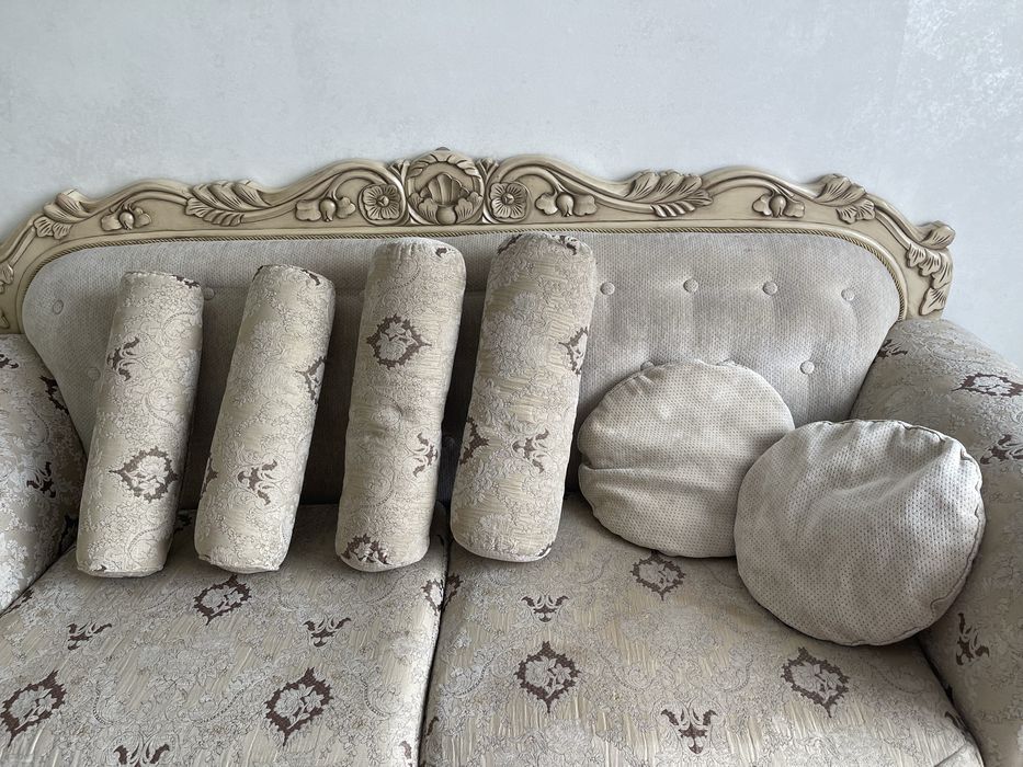 Продаю диваны 2 штука