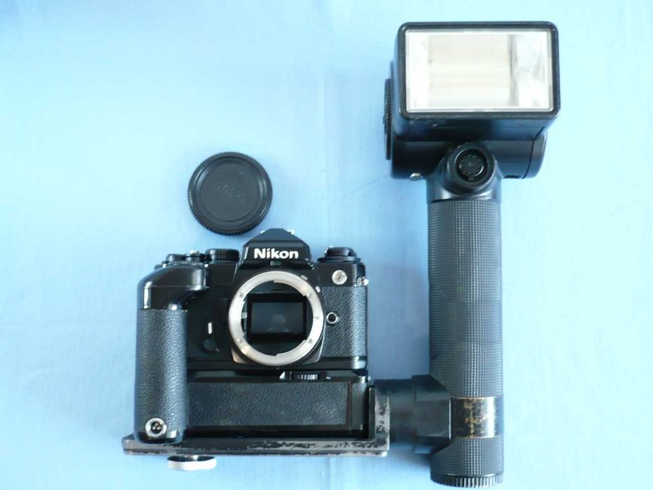 Nikon FE + Winder MD-11 + Blitz SB-11