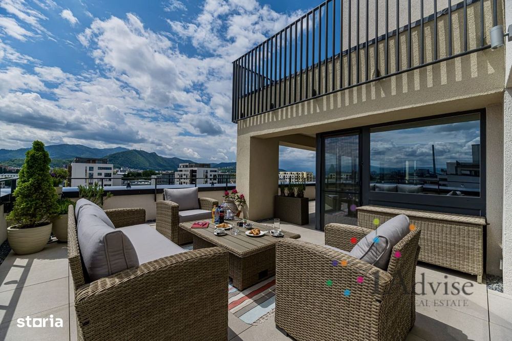 Penthouse de Vis în Inima Zonei Coresi – Tractorul