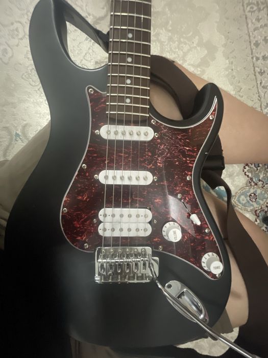 Электрогитара cort g110
