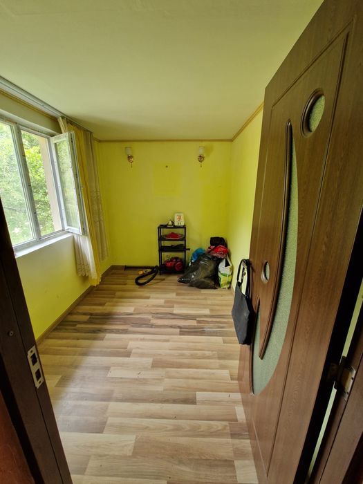 Vând urgent casa de vacanță in Robaia comuna Musatesti județ Argeș