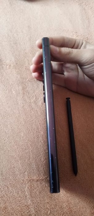 Samsung Galaxy s23 Ultra 256/12