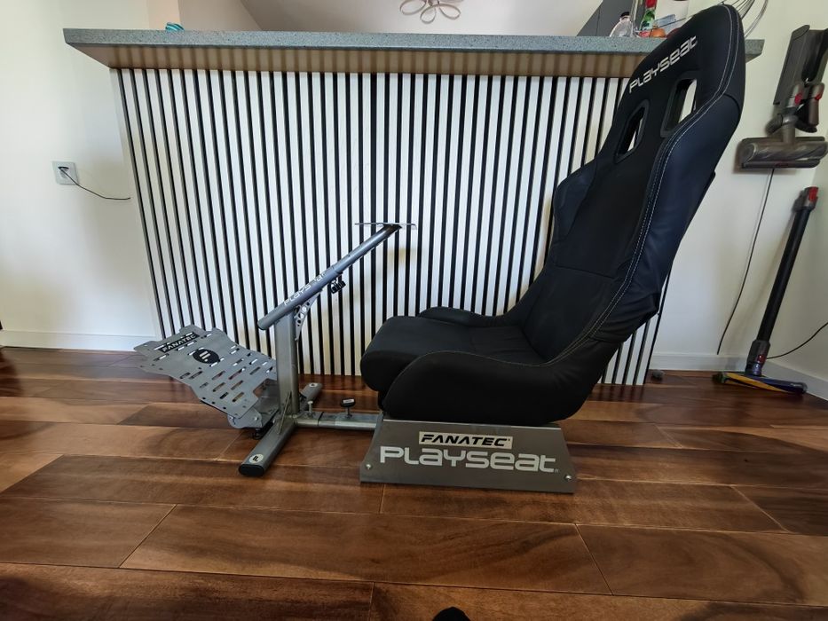 Scaun gaming  PLAYSEAT+pedale FANATEC  CSL