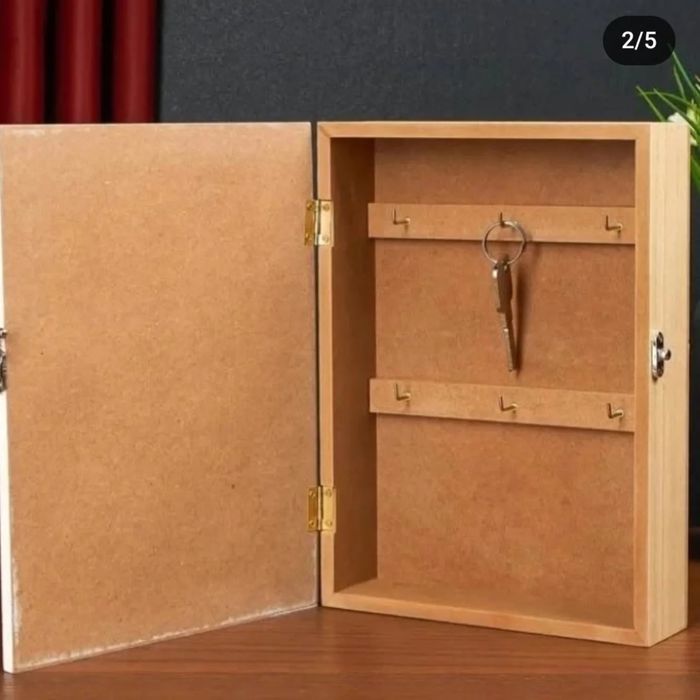 Ключница в наличии.