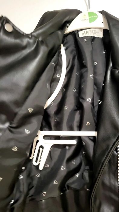 Продавам детски кокетни якенца