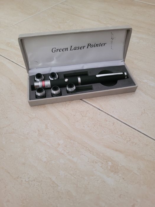 Лазер за игра в зелено