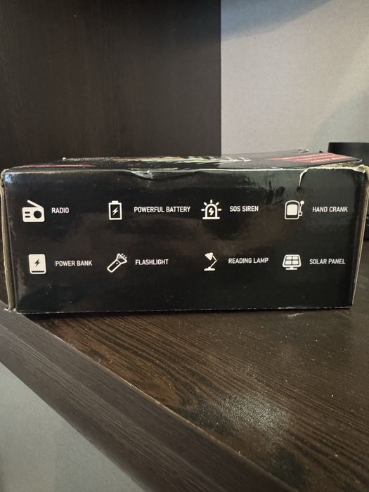 Преносимо радио със слънчева енергия, фенерче и лампа за четене…