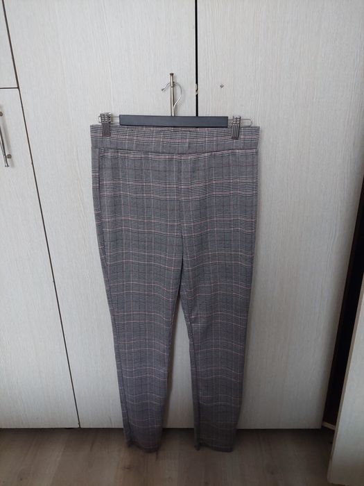 Pantaloni eleganți damă OVS, carouri gri, mărimea L (40) – office / bu