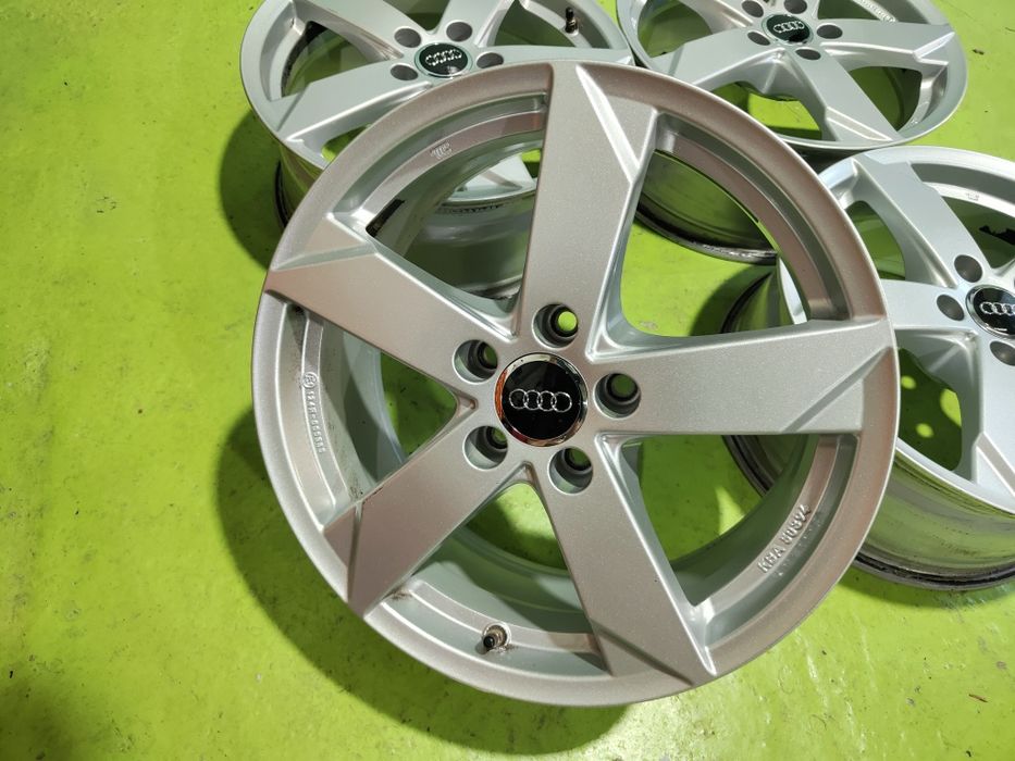 17 5x112 Audi A3 лети джанти 5х112 Ауди