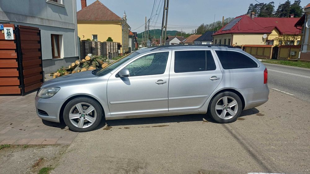 Vînd skoda octavia2