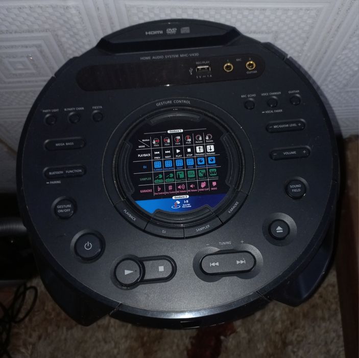 Продам музыкальный центр