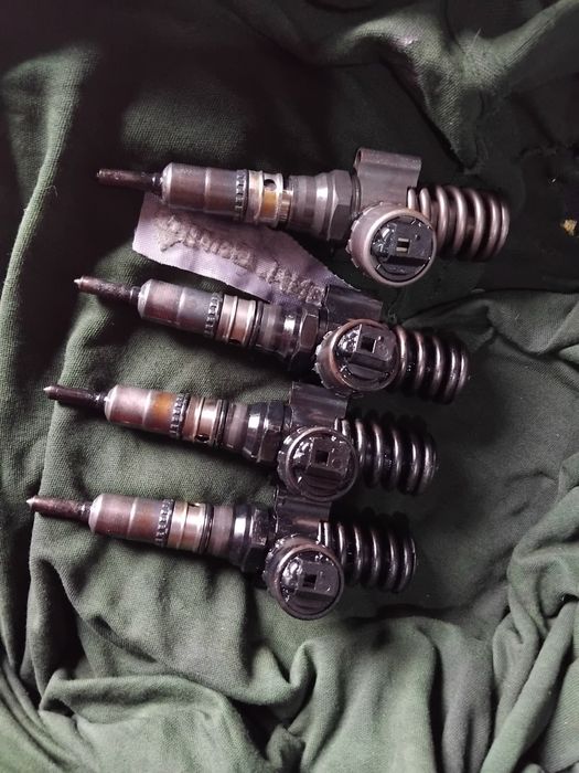 Vand injectoare bosch 2.0 tdi bkd140 cp grupul vag