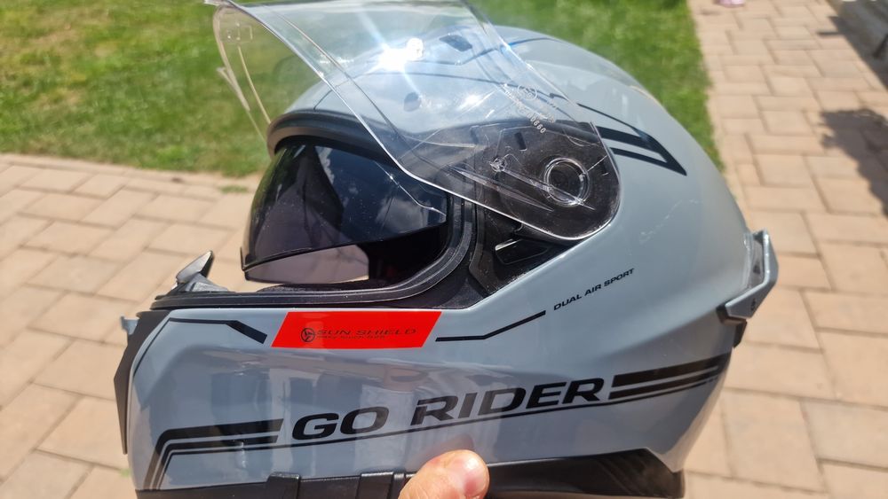 Trotineta electrica kukirin g2 2025 cască și mănuși