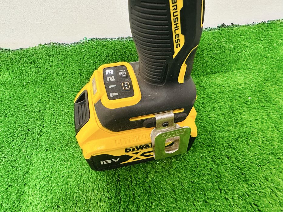 Impact Dewalt DCF892