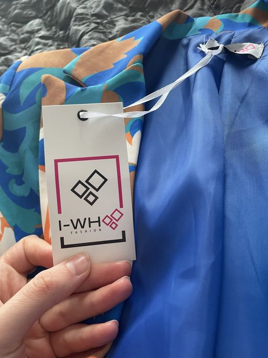 Дамски италиански костюми