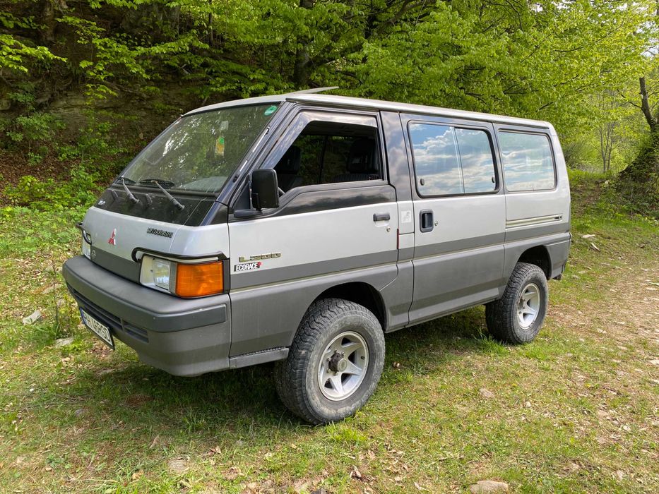 Mitsubishi L300 4x4 reductor vehicul istoric atestat raritate