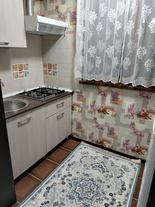 Сдам 2 ком Помесячно центр