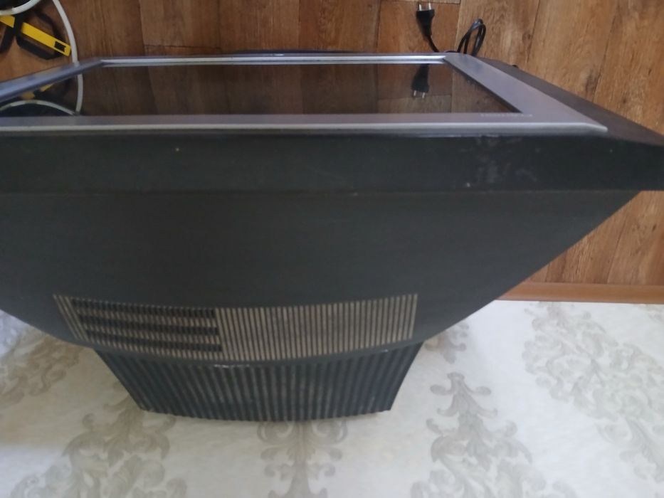 Продаётся телевизор LG