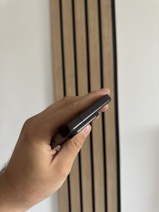 Xiaomi 15 - 3800 LEI magazin, 50 Mp camera, 12 GBR AM