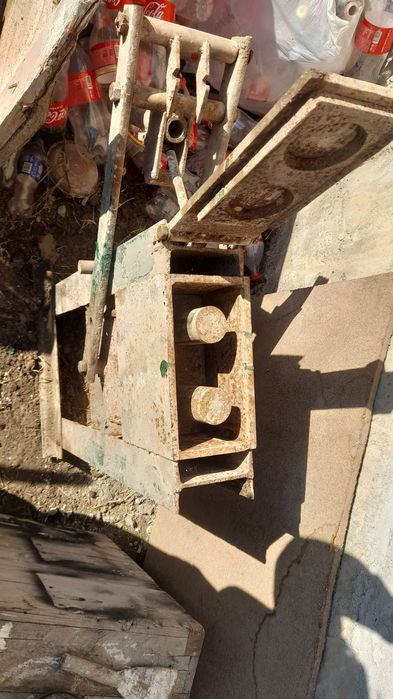 G'isht stanok lego g'ishtga moljanlangan