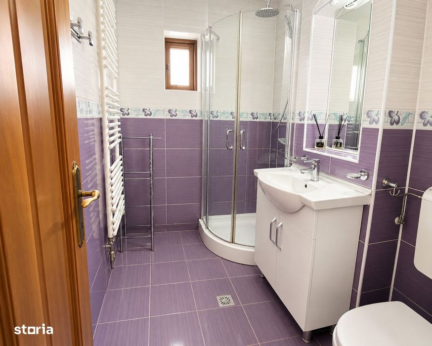Apartament spatios 3 camere, 64 mp utili, etaj 4 - Zona Complexului