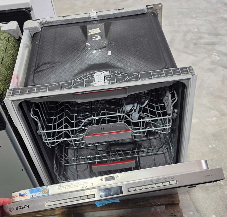 Bosch SMV4HVX45E е напълно вградена съдомиялна машина 60 см от серия Bosch Serie 4