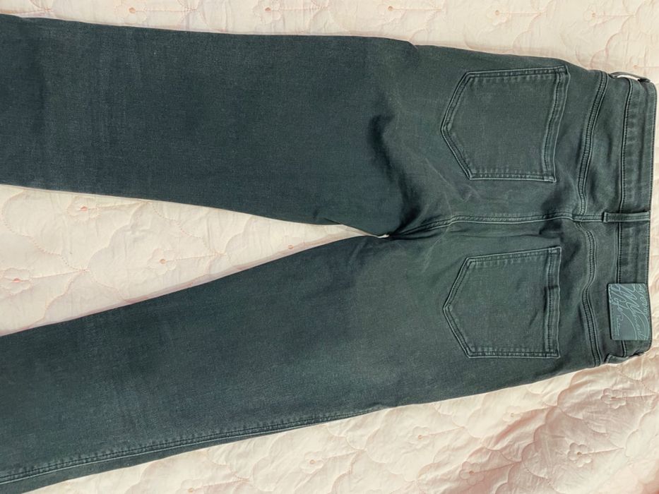 Джинсы любые за 10 000