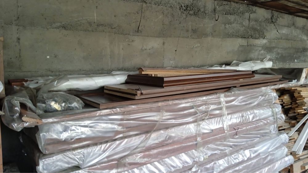 Мебель итальянская в разобранном виде: 300 000 тг. - Мебель для ...