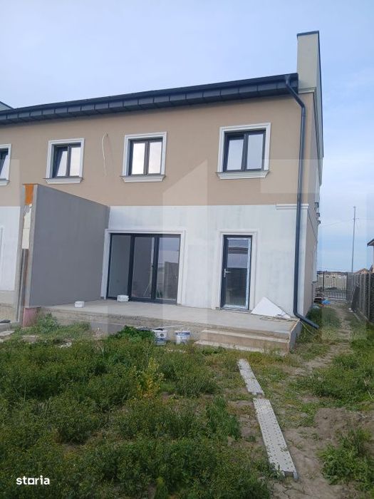 Duplex spatios, 4 camere, birou, terasa, zona linistita
