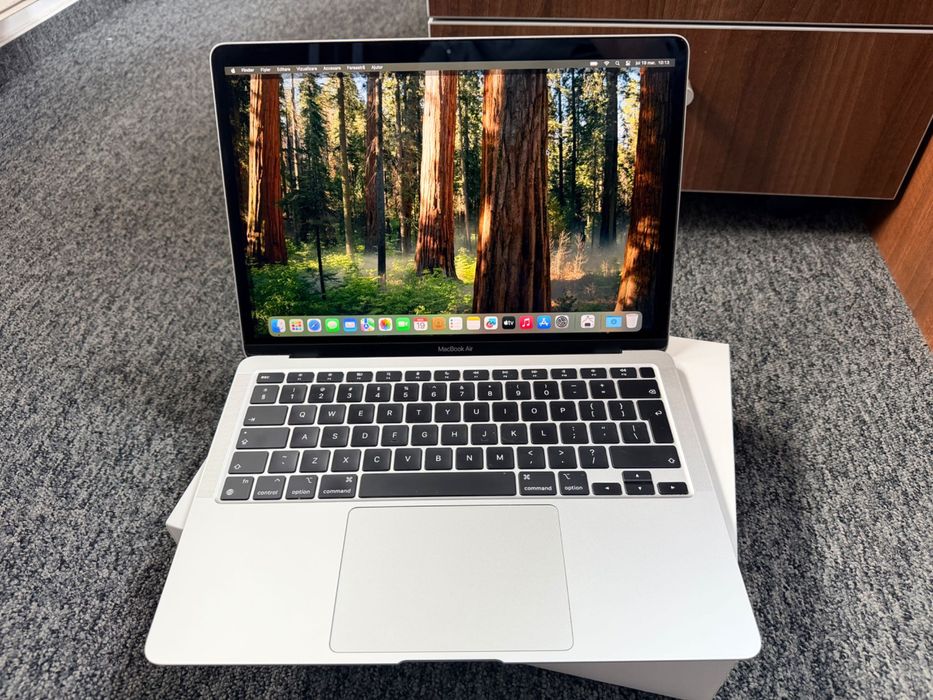 Vând schimb MacBook Air M1, 2021, 512 GB, factura, impecabil
