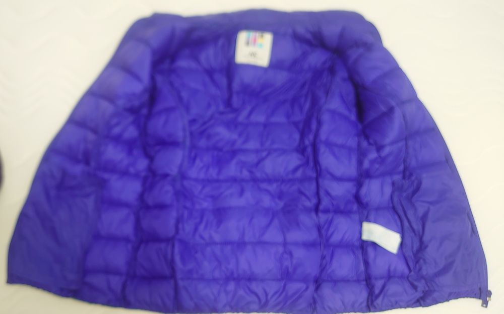 Vând geacă mărimea S