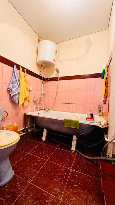 Продам 2комн на 15мкр