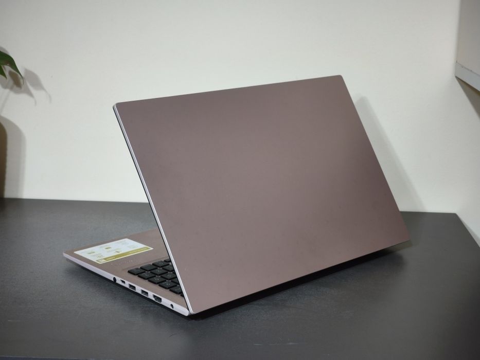 Laptop Asus Intel gen 12th 16gb ram SSD