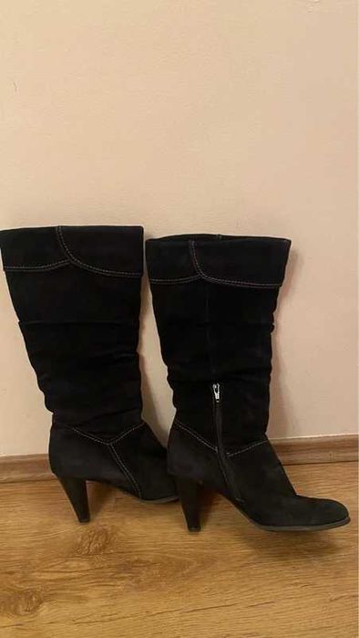 Cizme din piele intoarsa negre 39