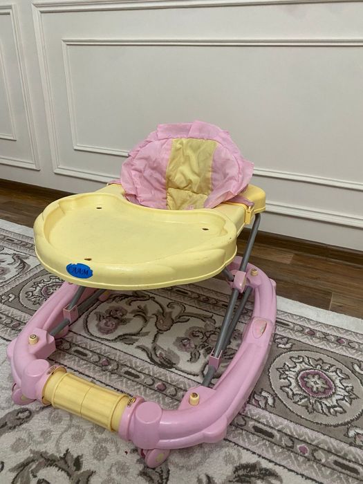 Детский ходунок.