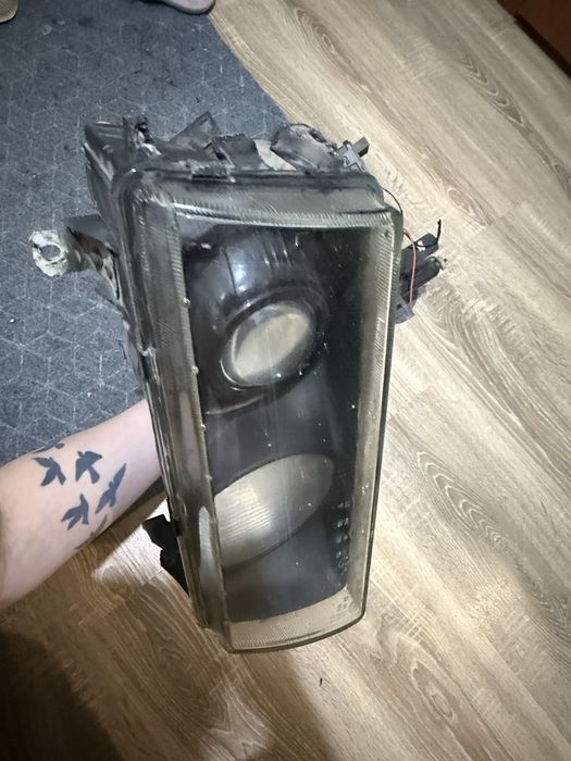 Фары бмв е36 продам