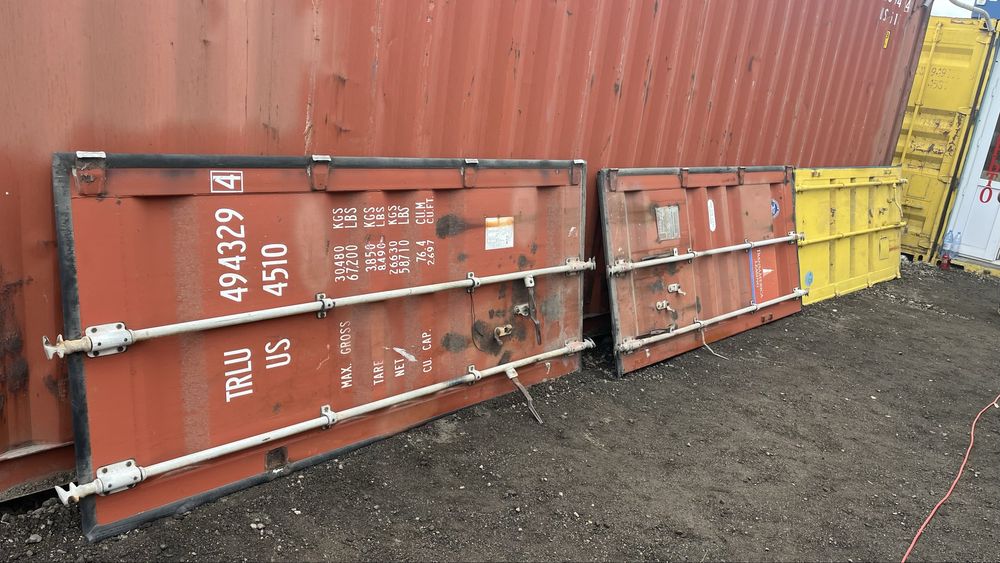 Двери от морского контейнера