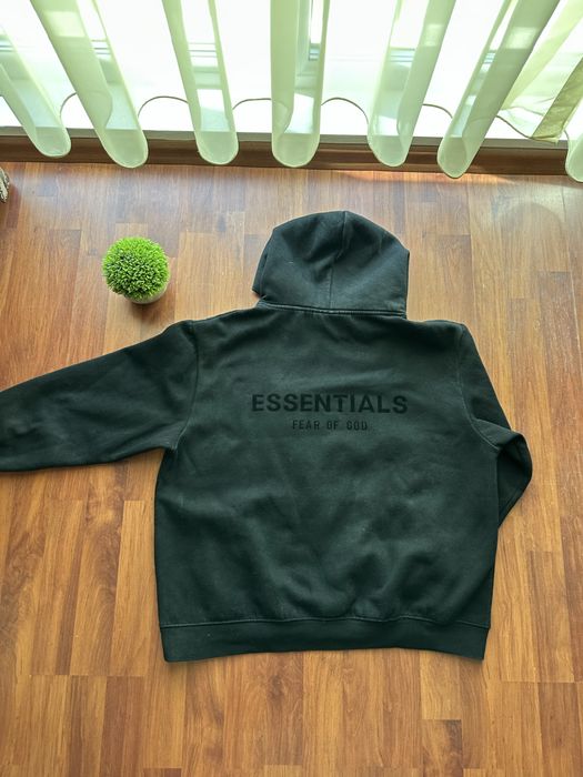 Hanorac essentials