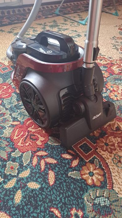 Продаётся пылесос