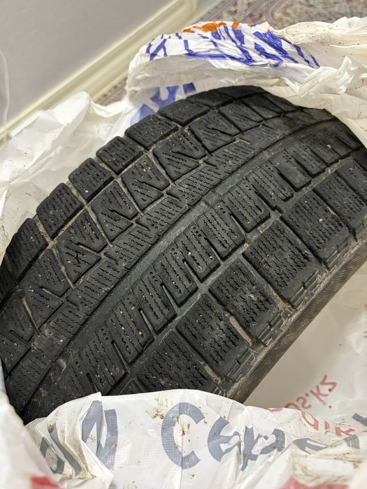 Продам шины липучки R16 комплект