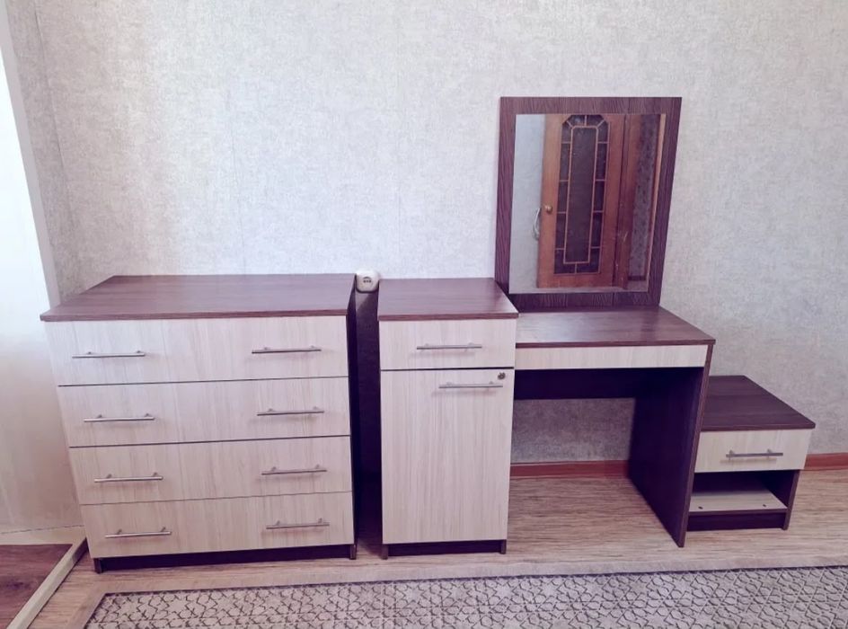 Спальний гарнитур 4 в 1