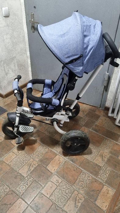 Велоколяска в отличном состоянии б.у.